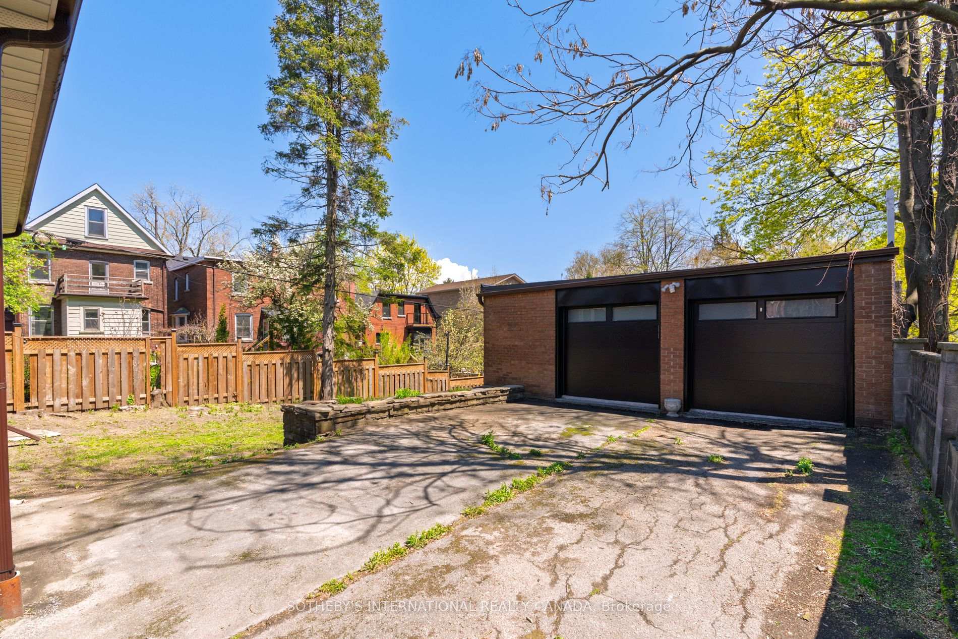 579 Indian Road