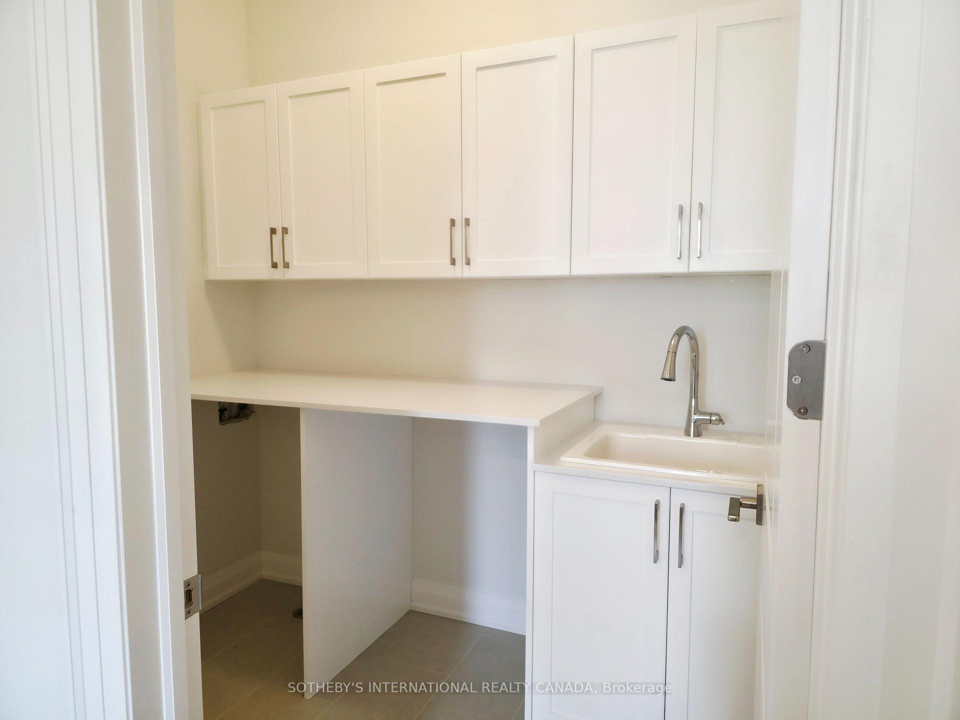 516 Markay Common
