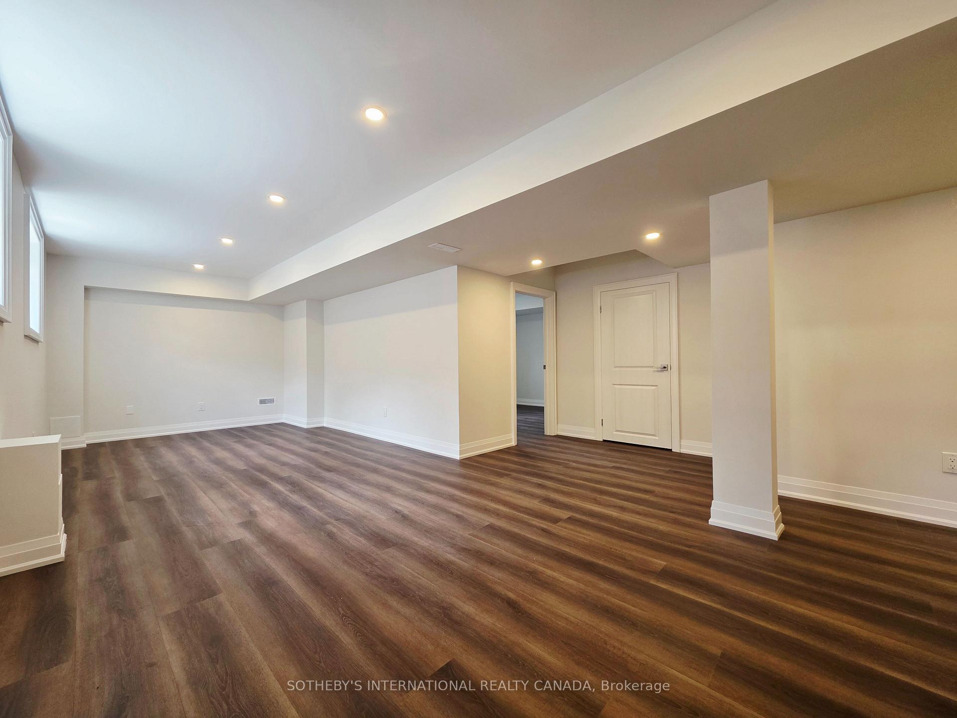 516 Markay Common