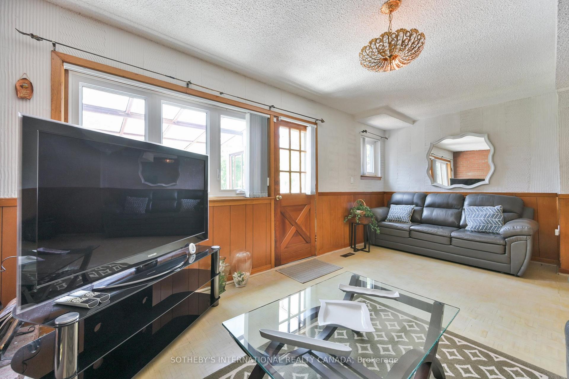 283 Derrydown Road