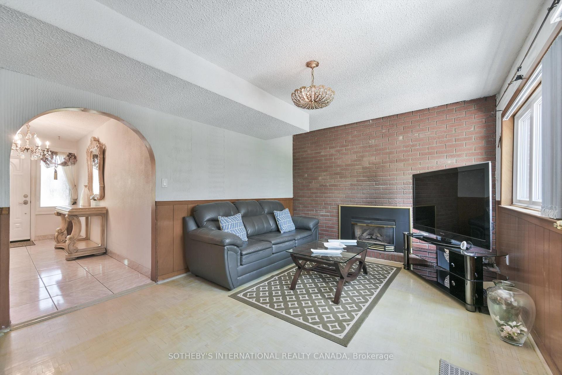 283 Derrydown Road