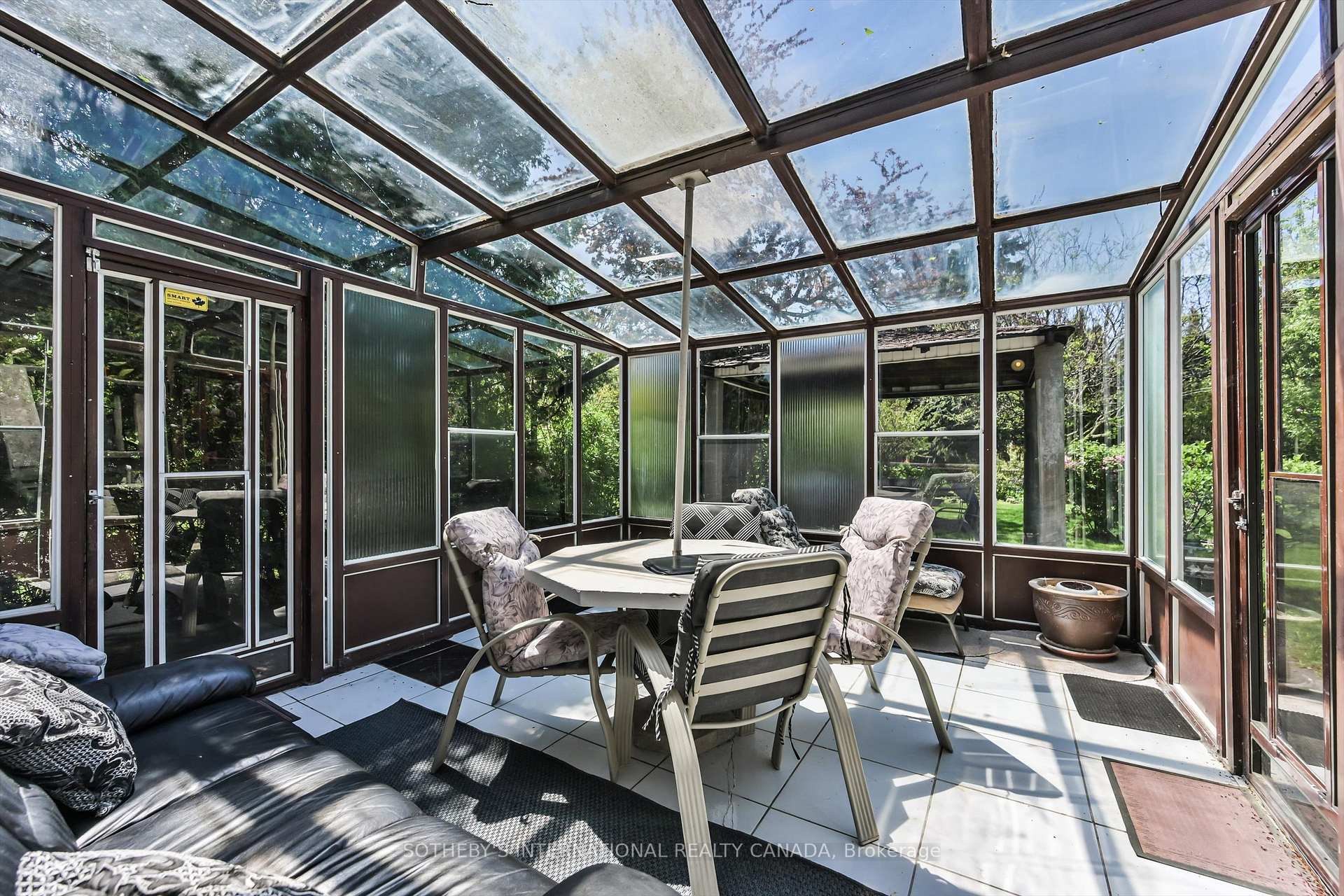 283 Derrydown Road