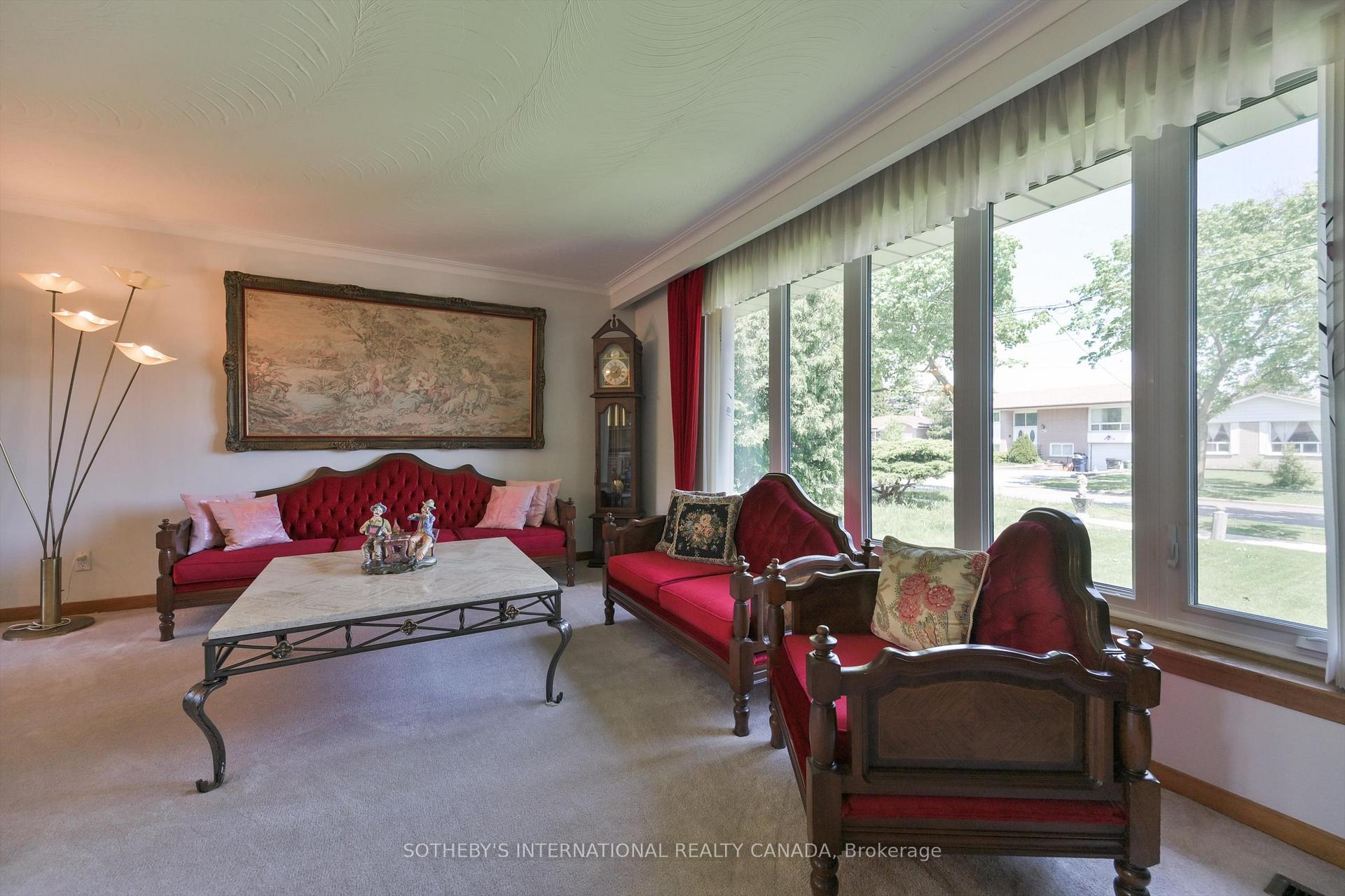283 Derrydown Road