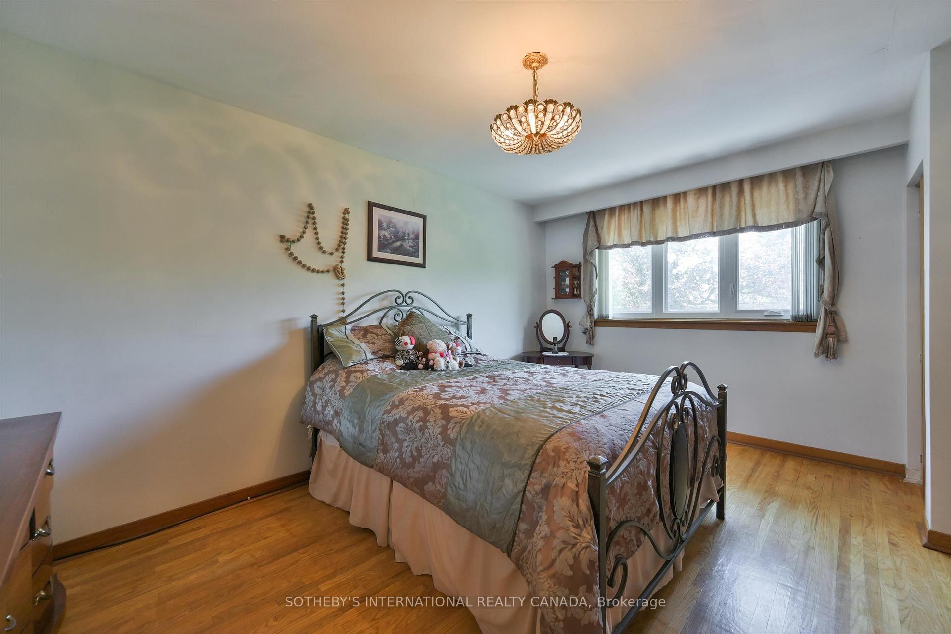 283 Derrydown Road