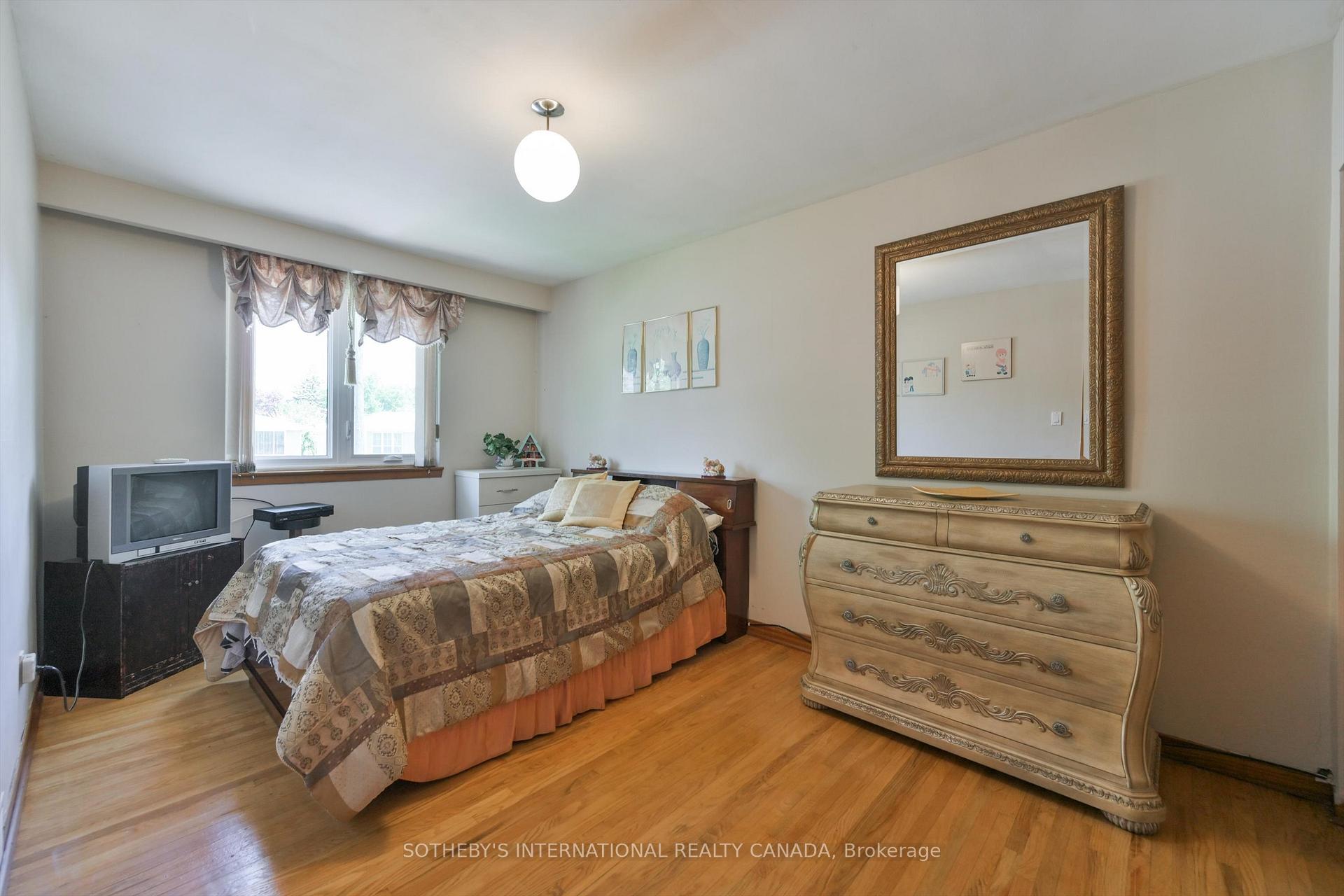 283 Derrydown Road