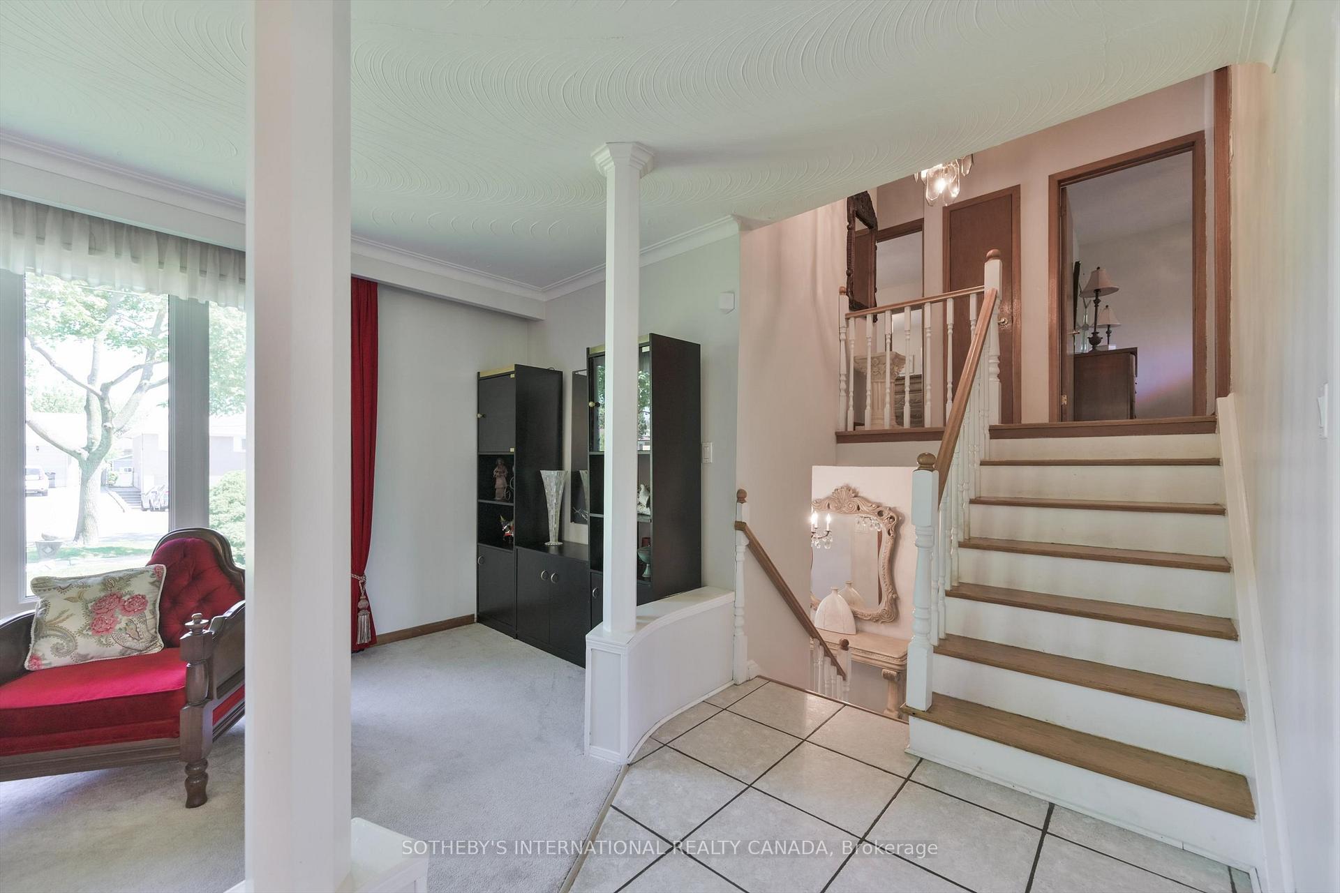 283 Derrydown Road