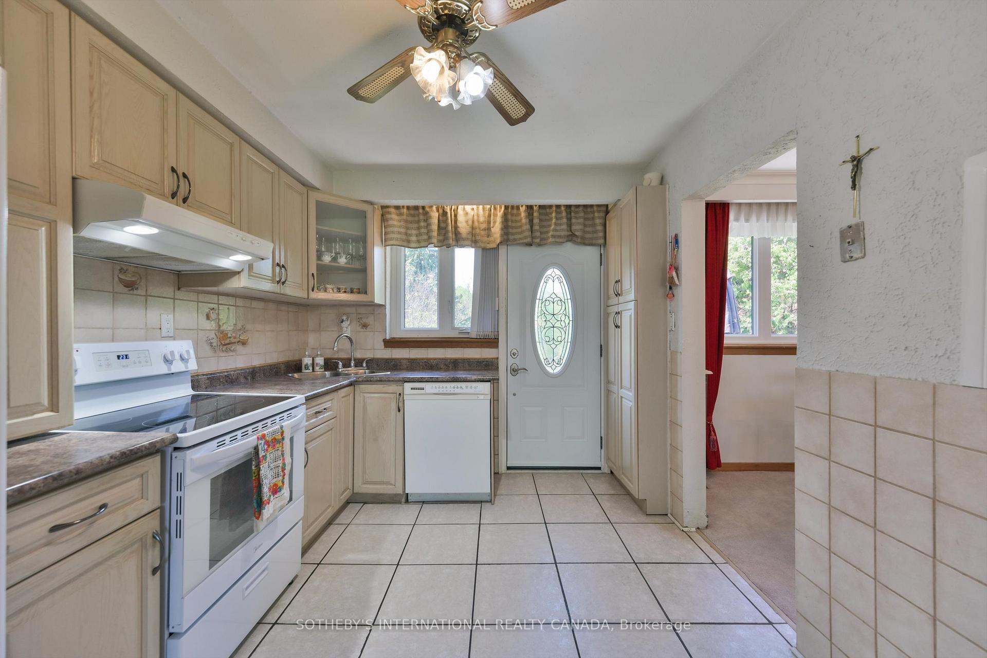 283 Derrydown Road
