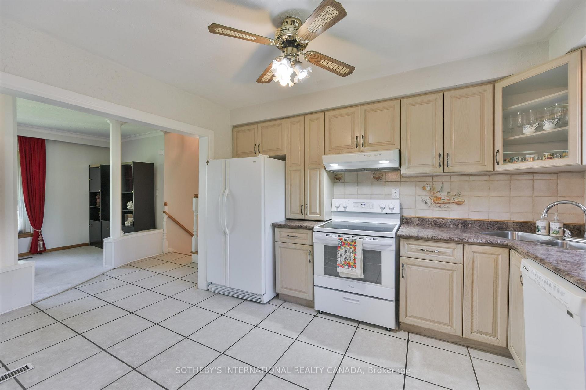 283 Derrydown Road
