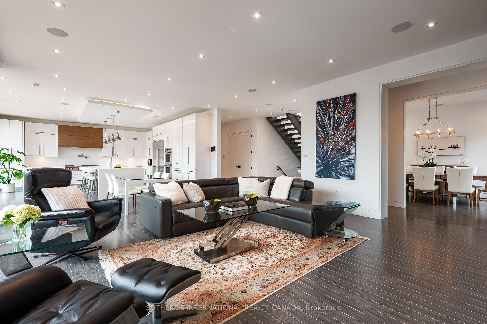 1388 Acton Crescent