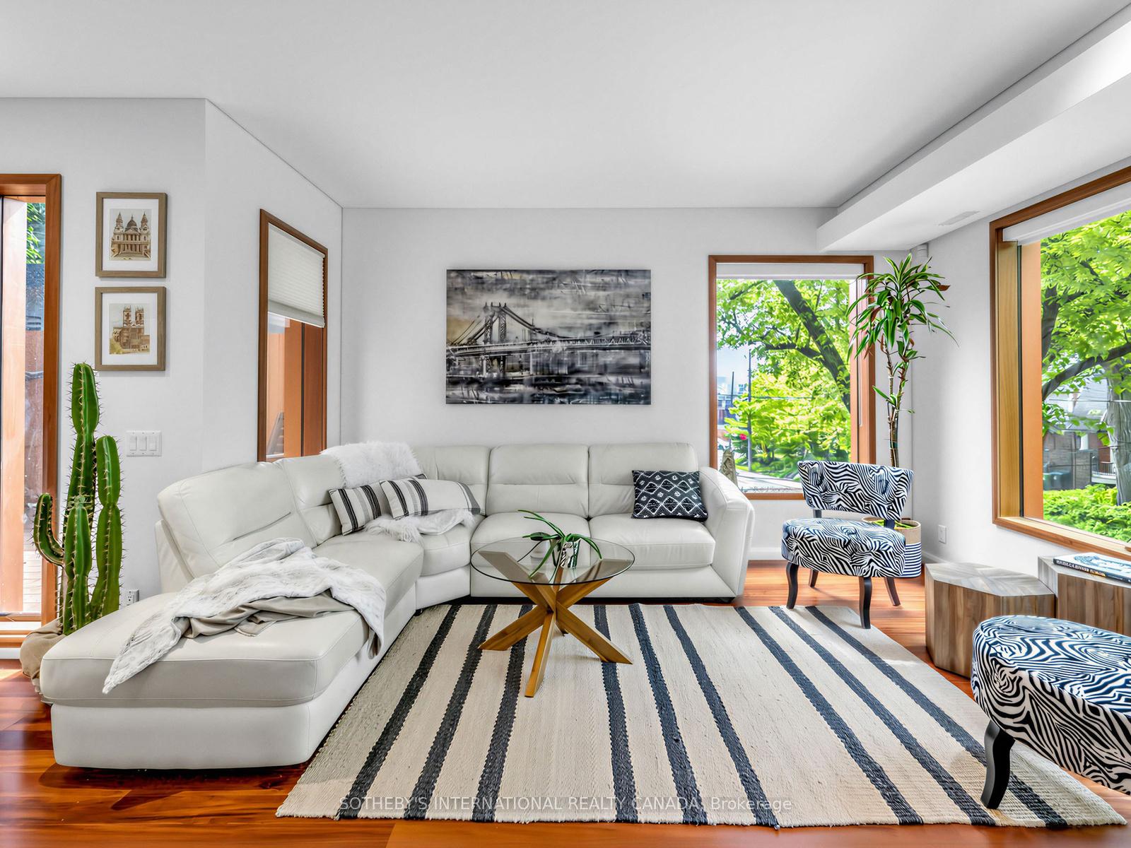 32 Regal Road