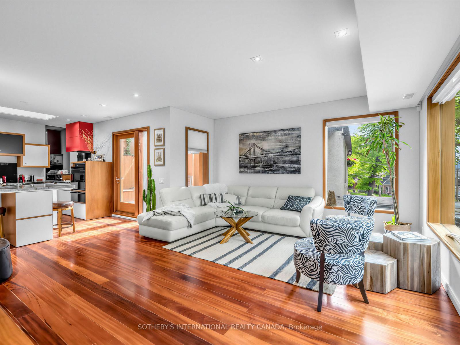 32 Regal Road
