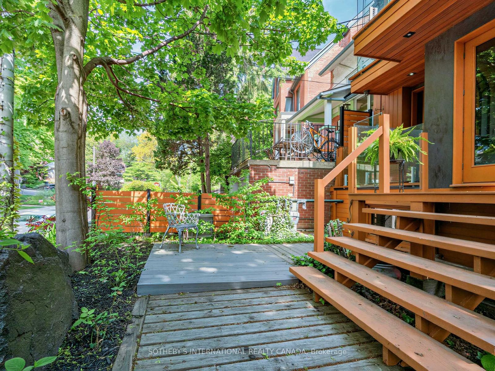 32 Regal Road