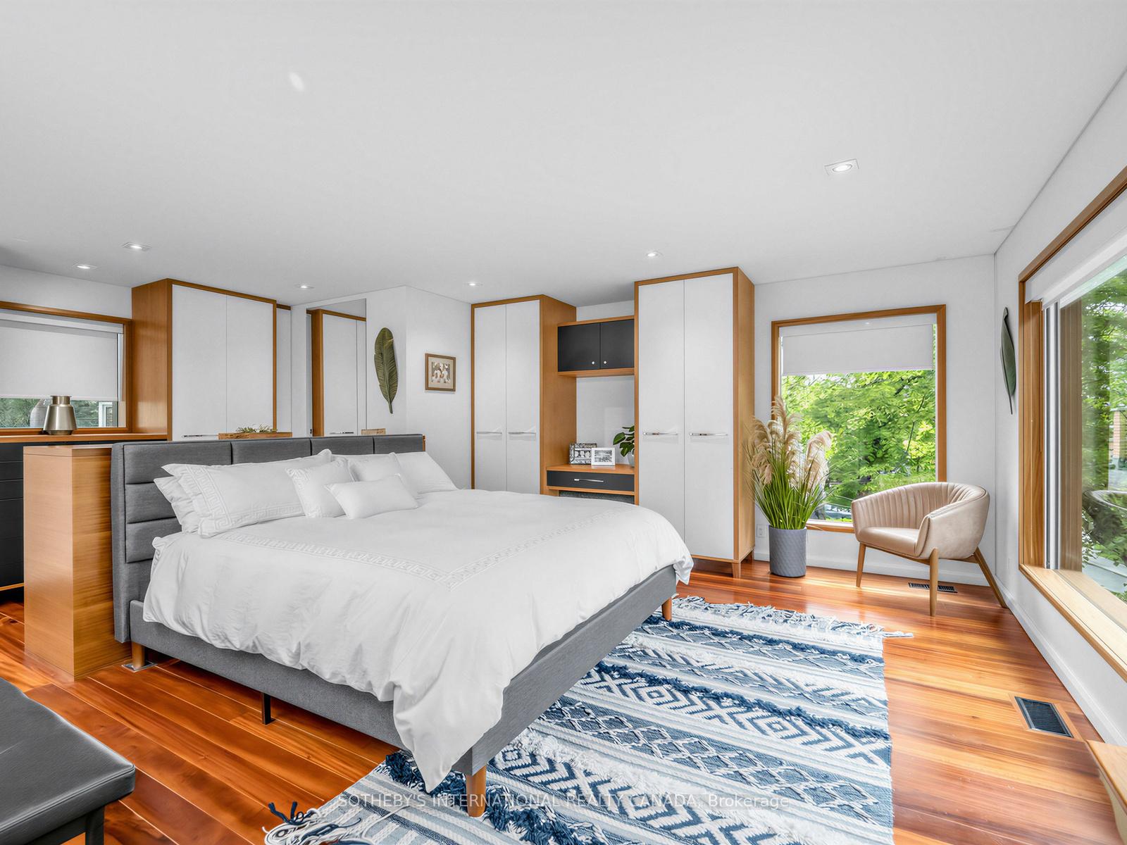 32 Regal Road