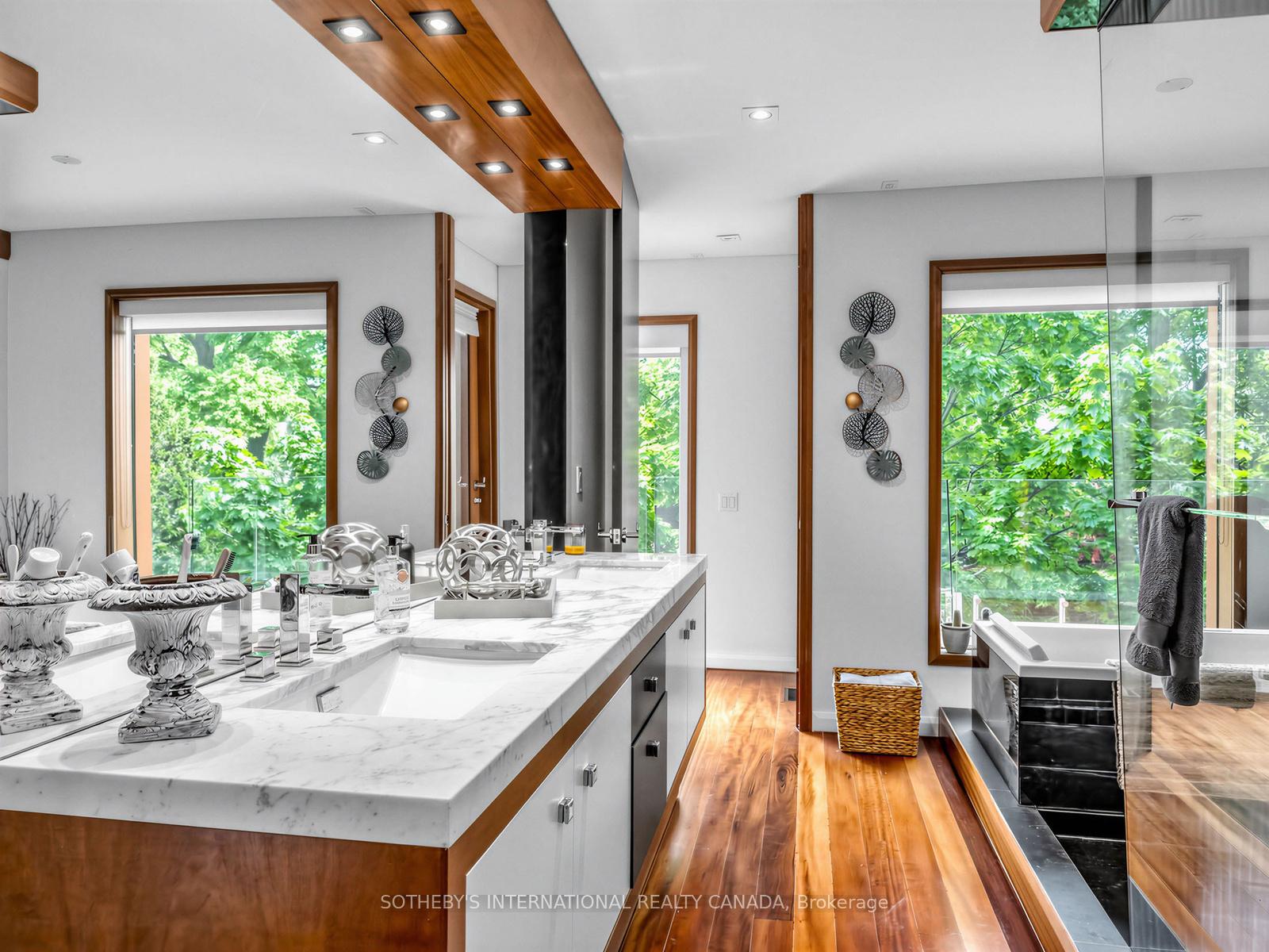 32 Regal Road