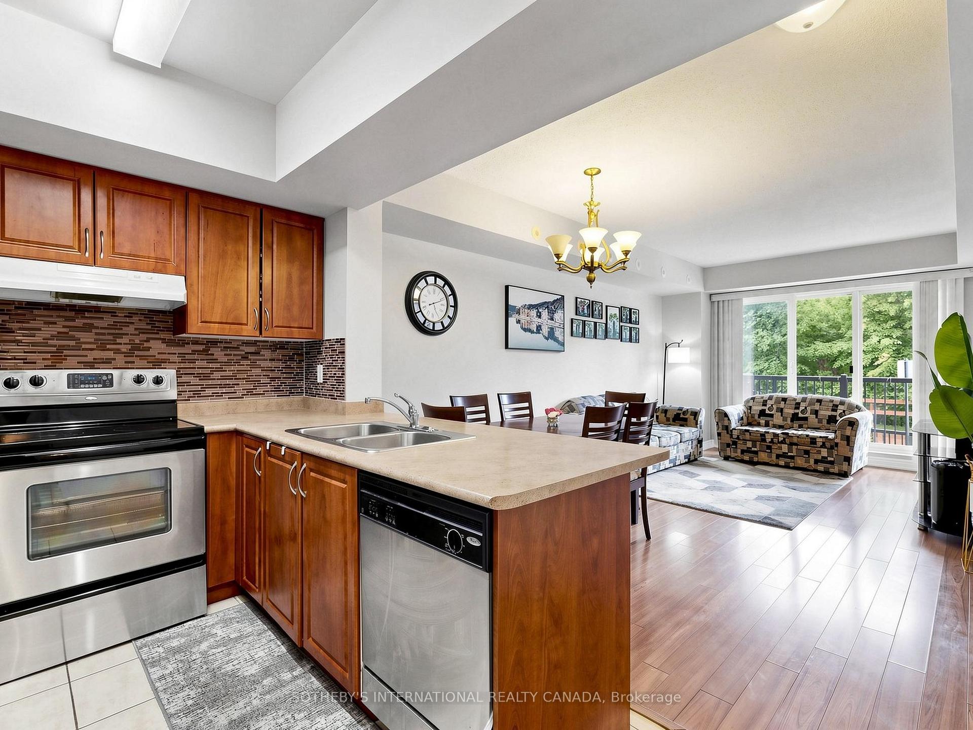 3035 Finch Avenue W 2012