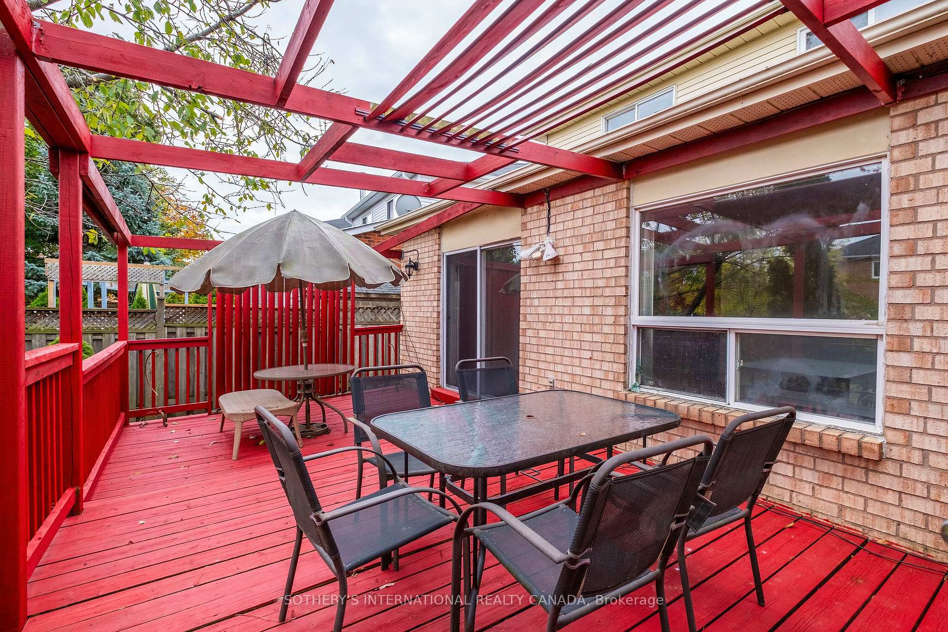 3631 Cherrington Crescent