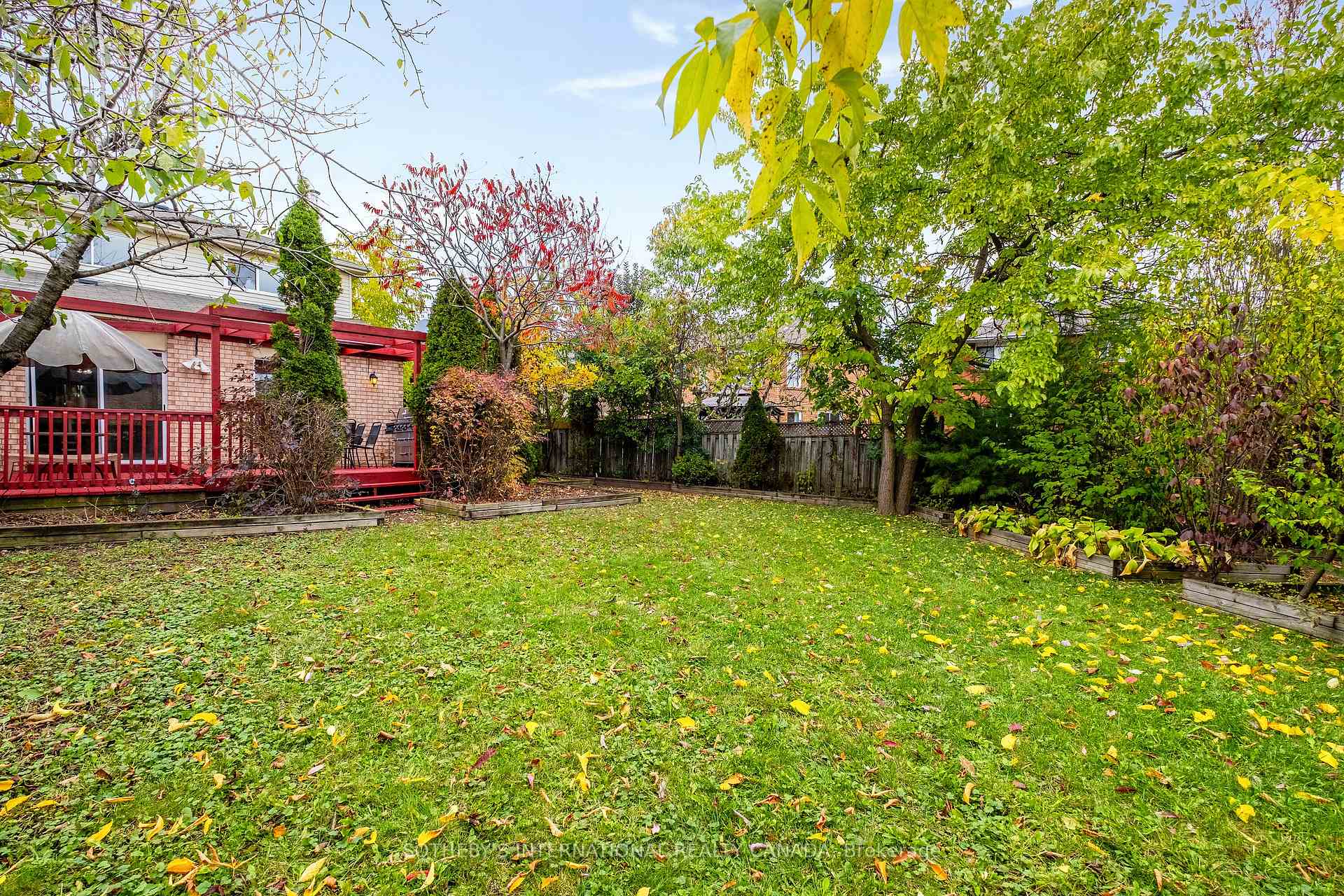 3631 Cherrington Crescent
