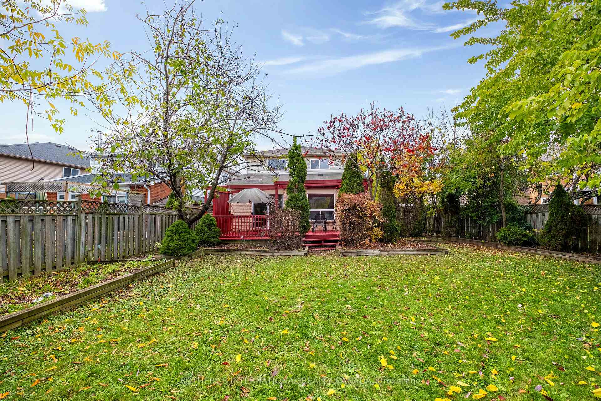 3631 Cherrington Crescent