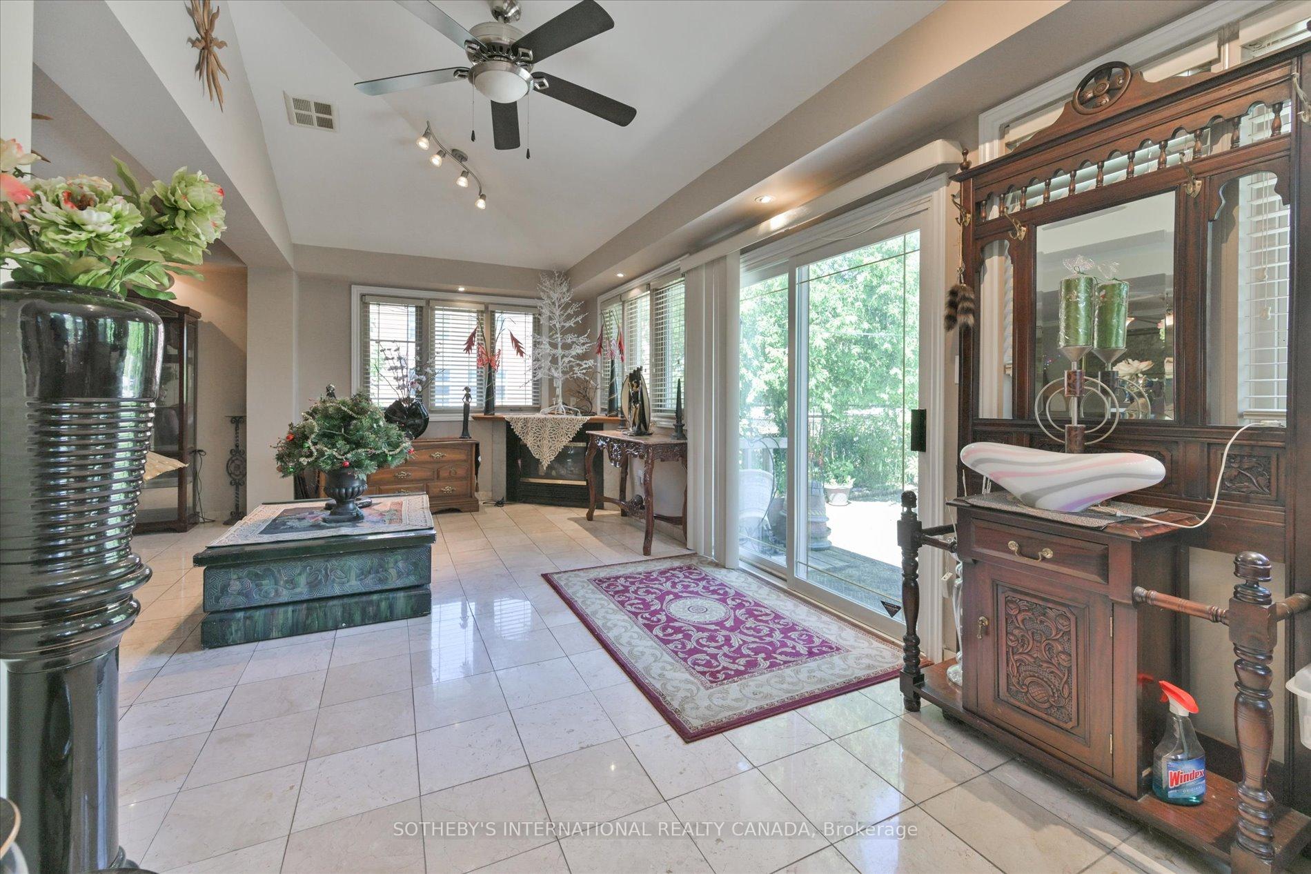 502 Queens Drive