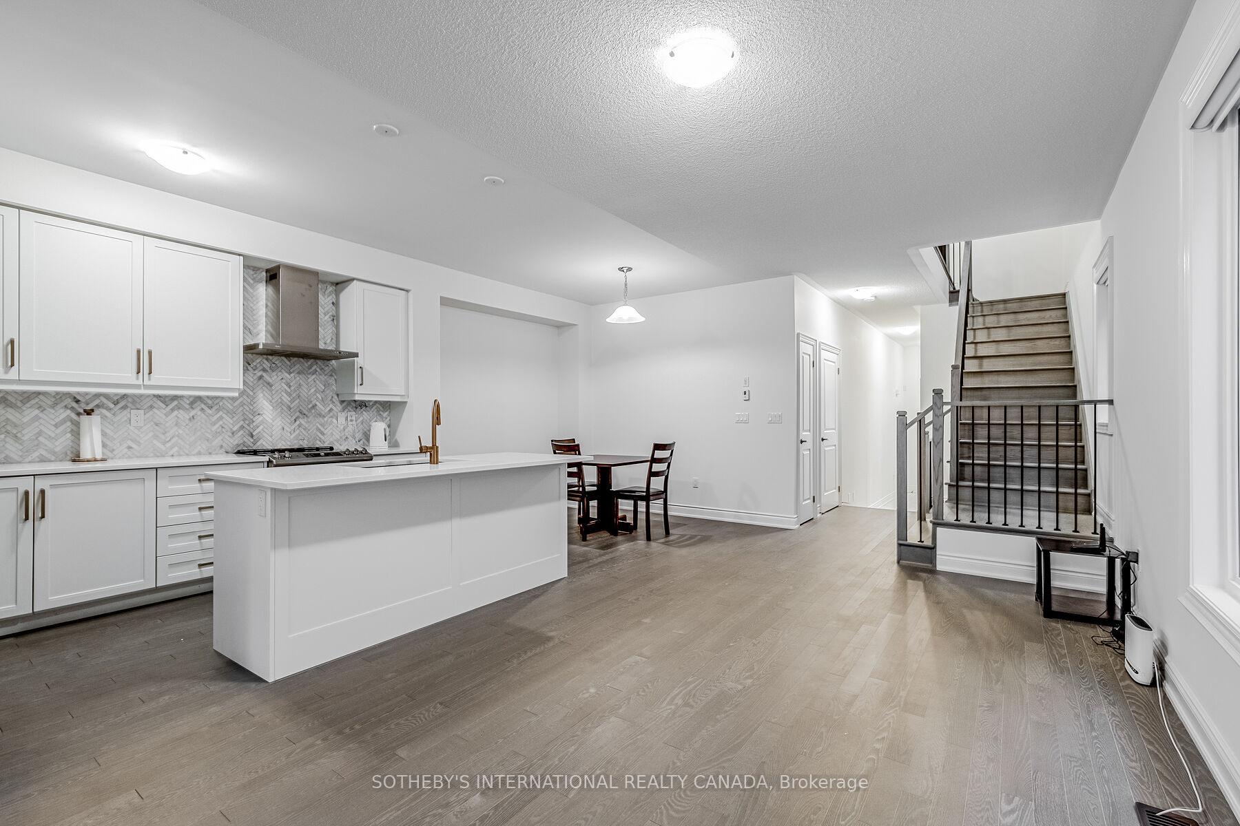 36 Quinton Ridge Upper