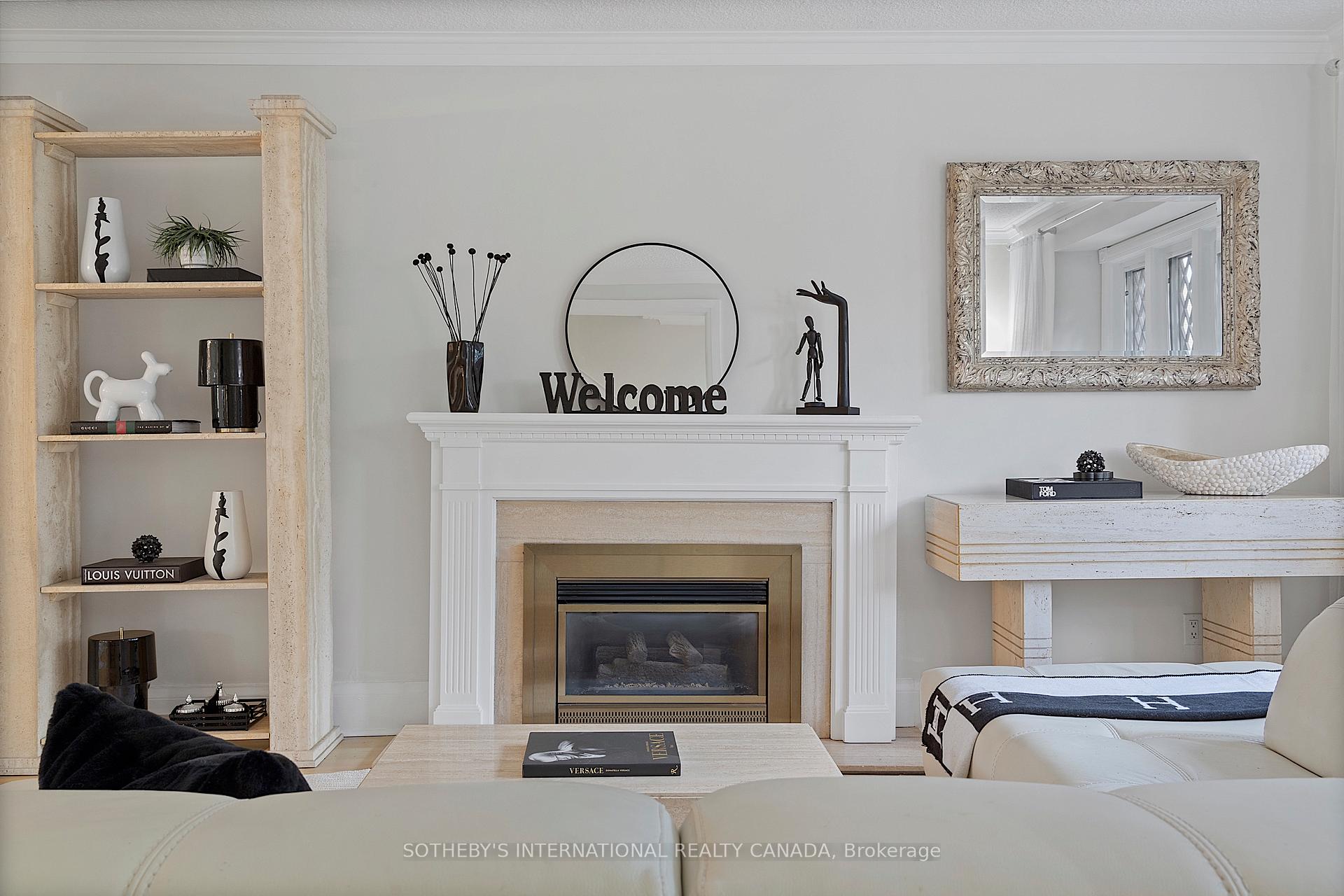 4009 Bloor Street W