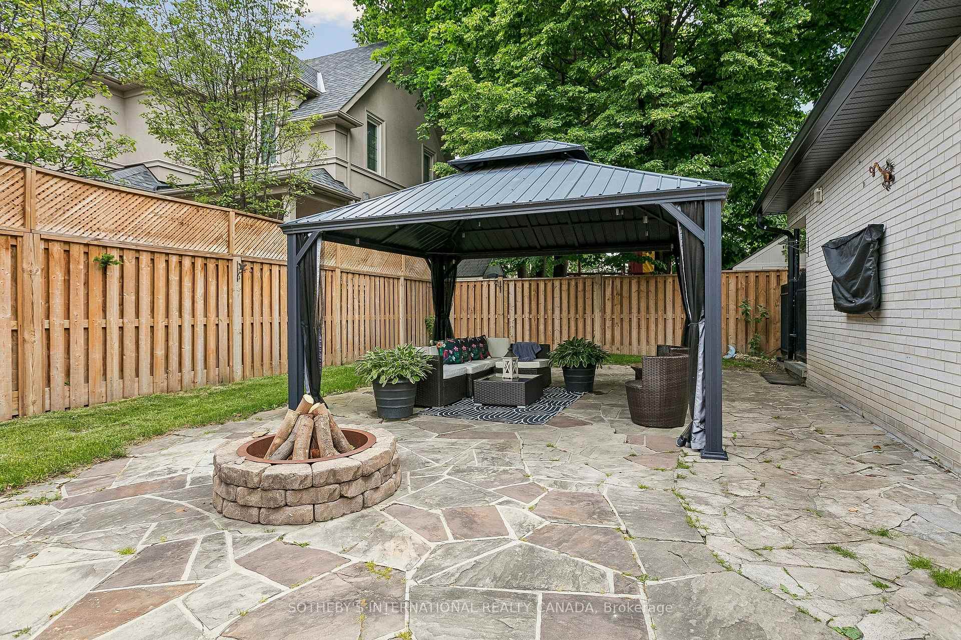 35 Shadwick Drive