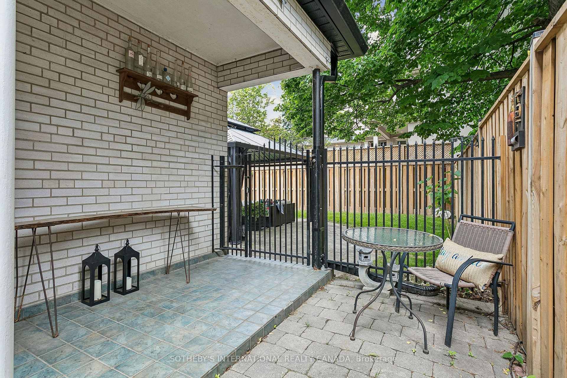 35 Shadwick Drive