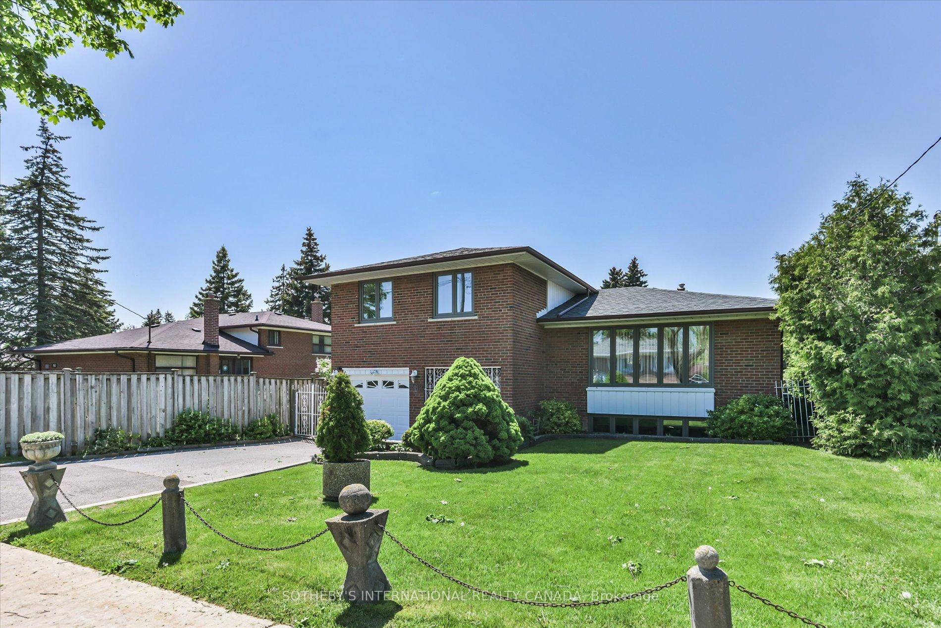283 Derrydown Road, Toronto