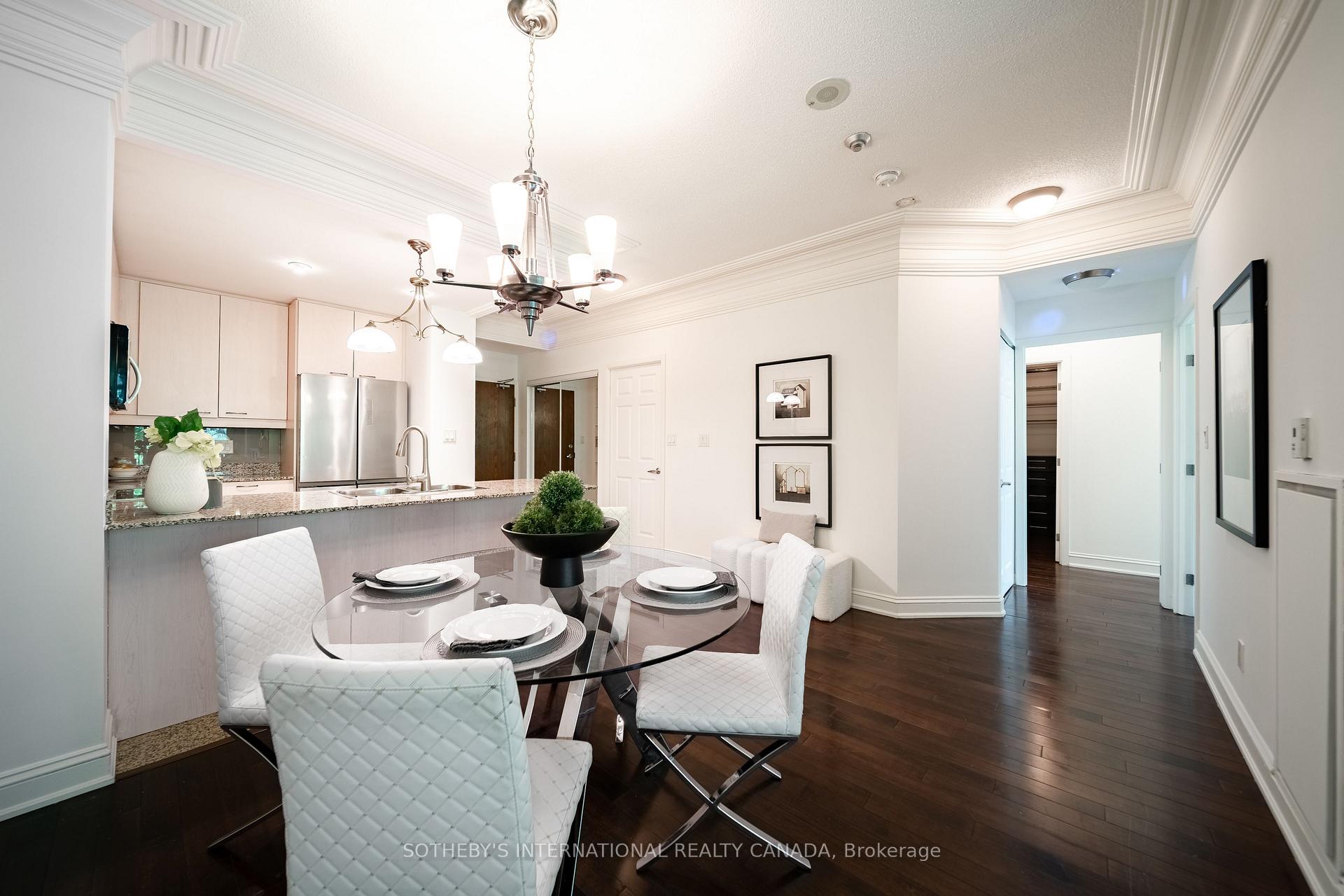 80 Palace Pier Court 302, Toronto Unit: 302