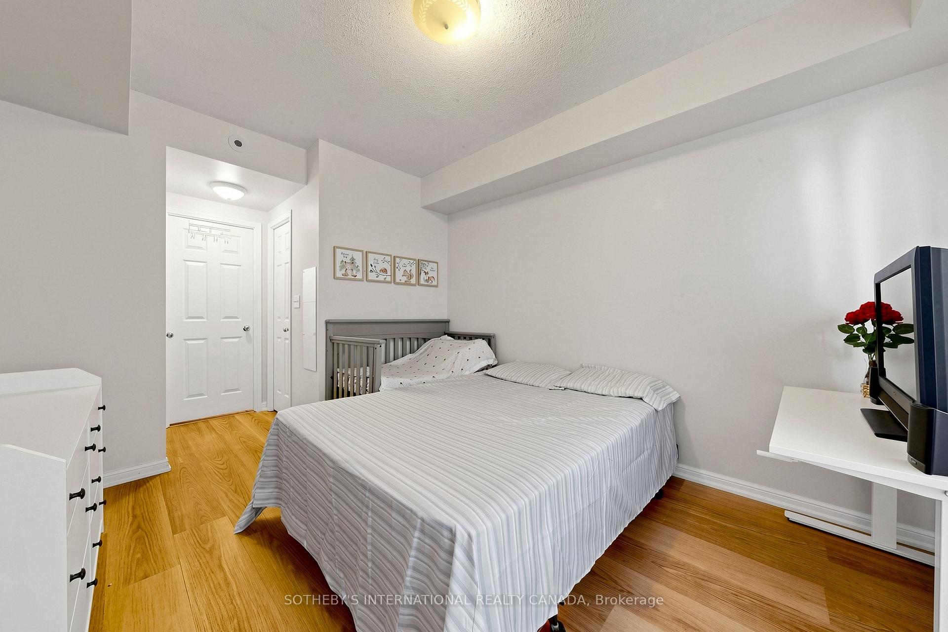 3035 Finch Avenue W 2012, Toronto Unit: 2012