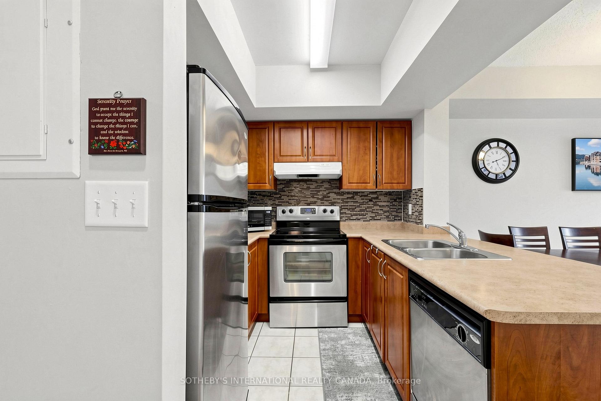 3035 Finch Avenue W 2012, Toronto Unit: 2012