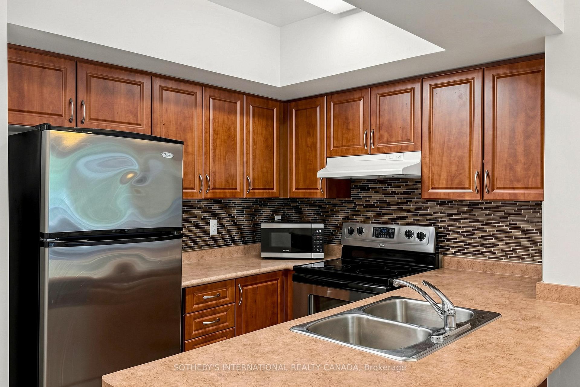 3035 Finch Avenue W 2012, Toronto Unit: 2012