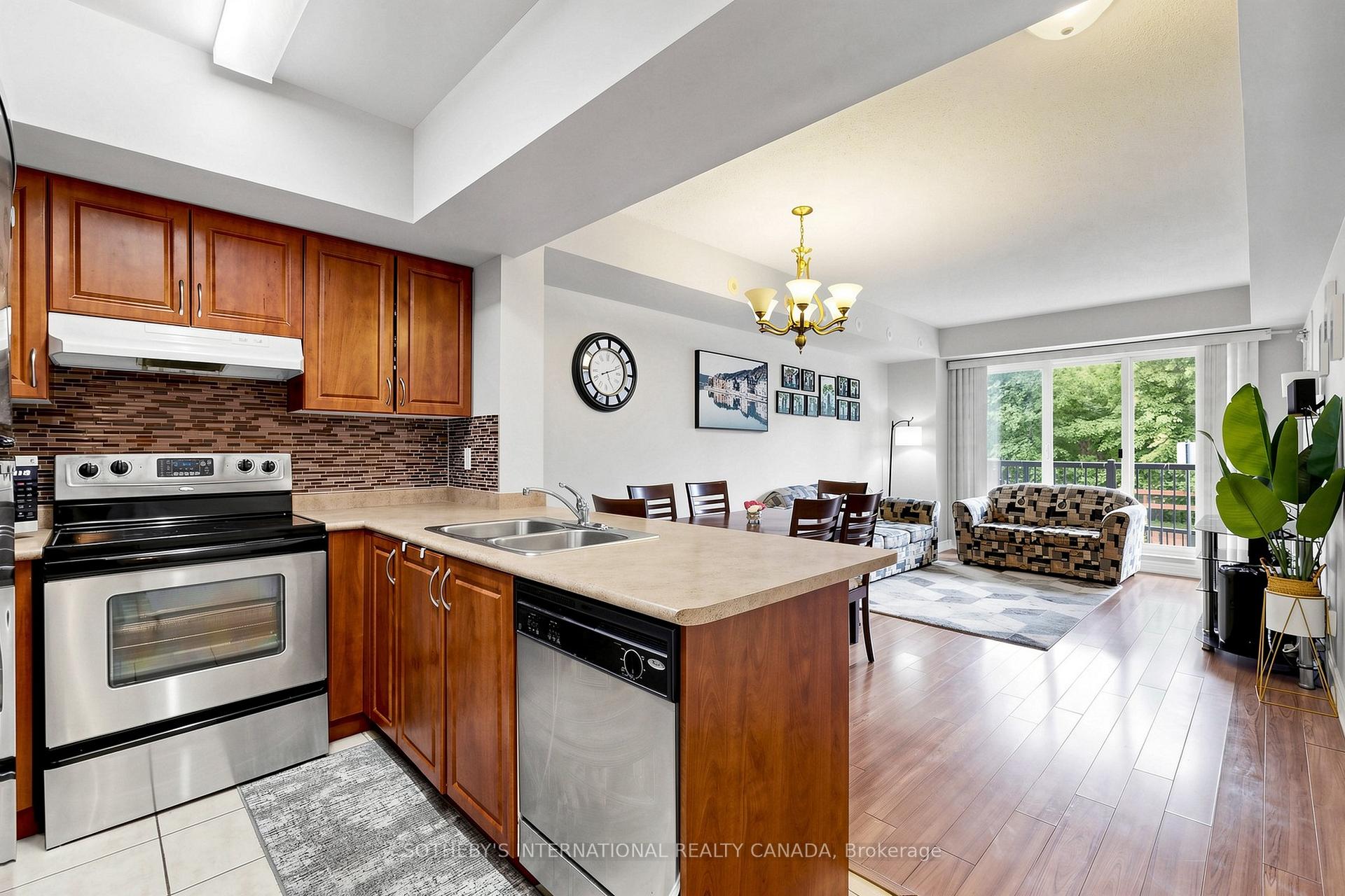3035 Finch Avenue W 2012, Toronto Unit: 2012