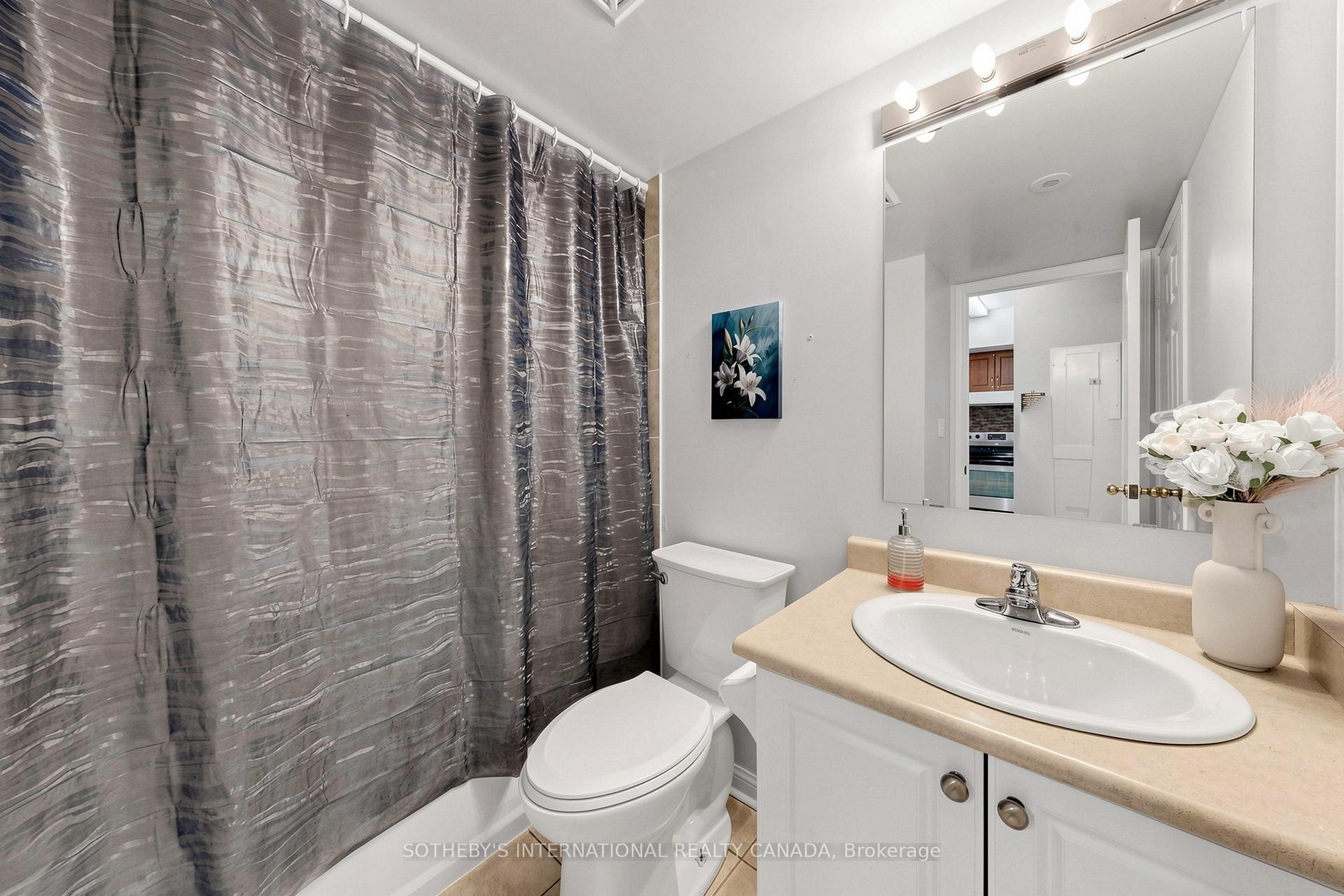 3035 Finch Avenue W 2012, Toronto Unit: 2012