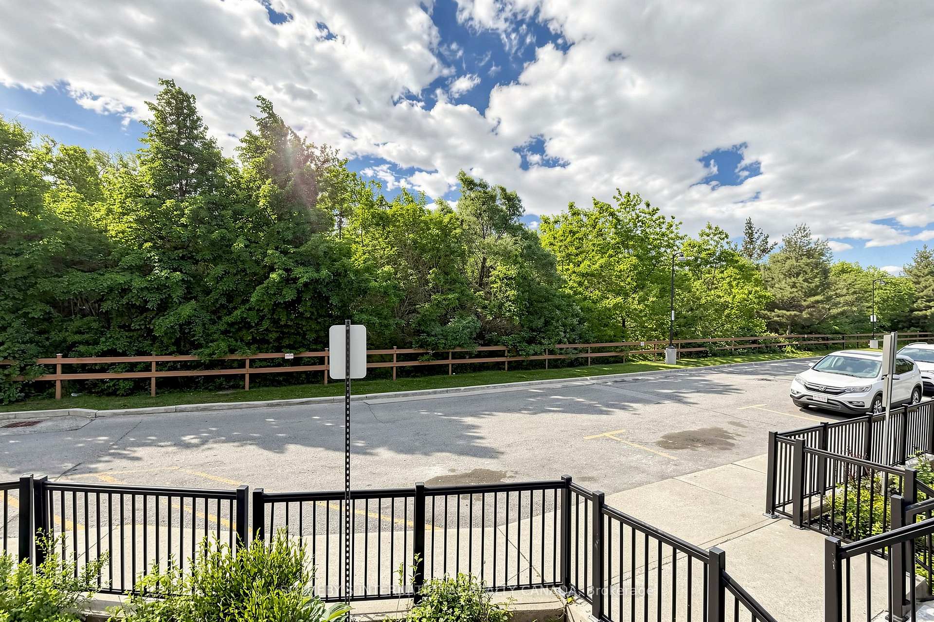 3035 Finch Avenue W 2012, Toronto Unit: 2012