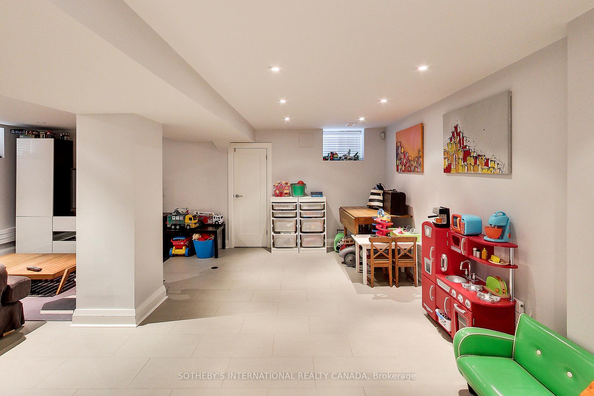 114 Westmount Avenue, Toronto