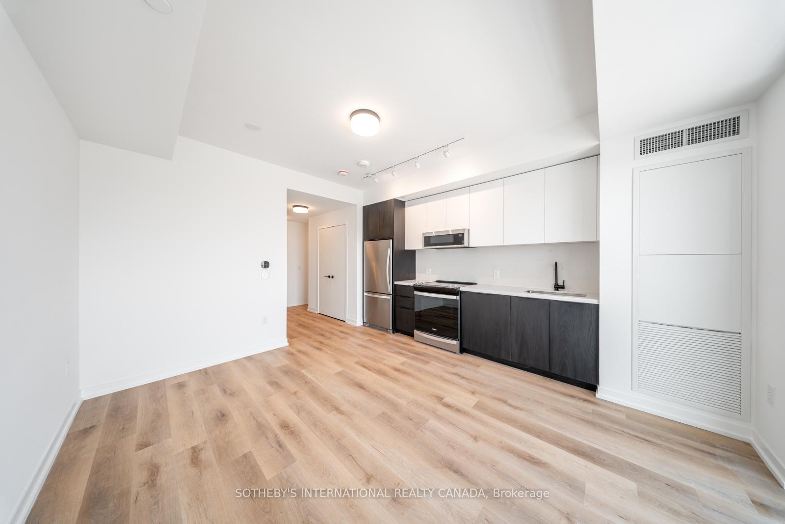 5 York Garden Way 703, Toronto Unit: 703