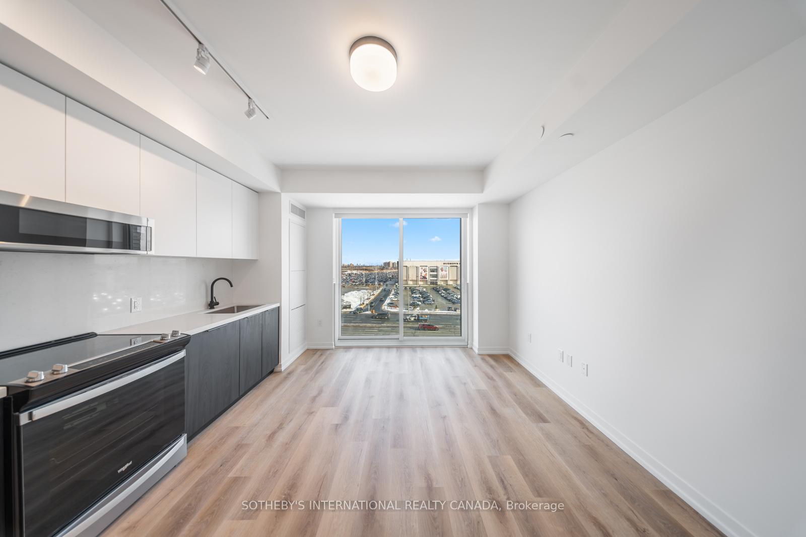 5 York Garden Way 703, Toronto Unit: 703