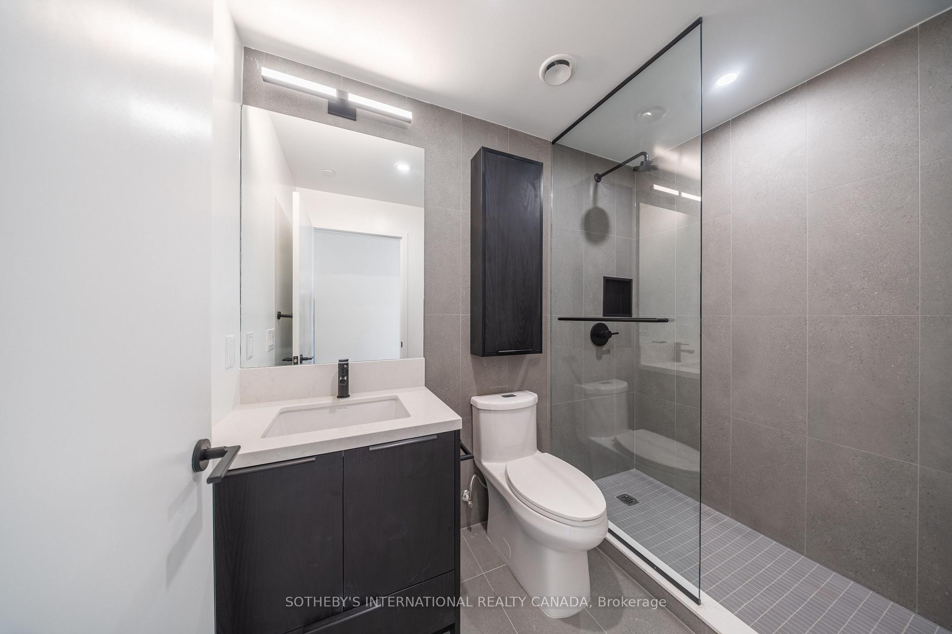 5 York Garden Way 1711, Toronto Unit: 1711