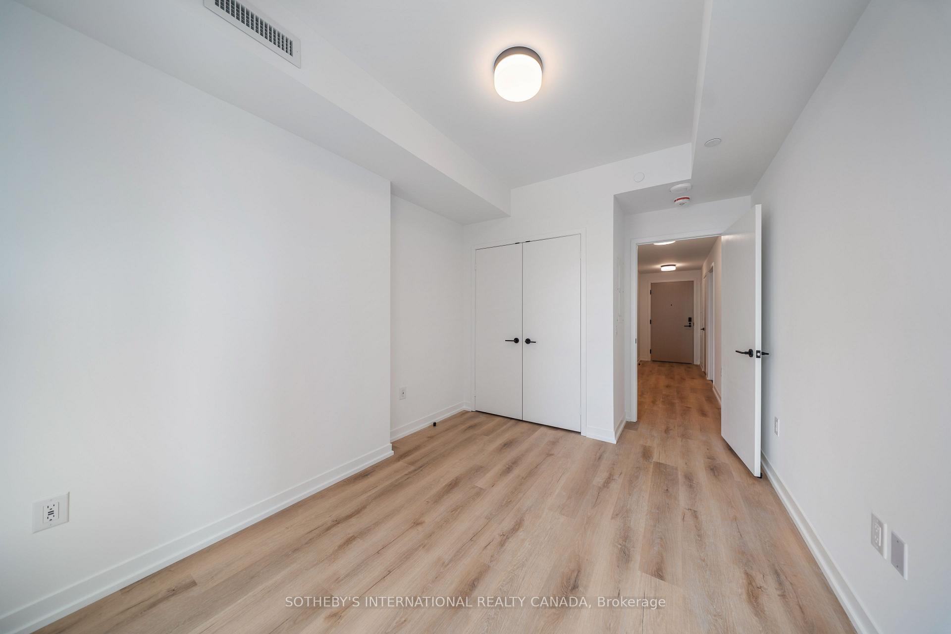 5 York Garden Way 1711, Toronto Unit: 1711