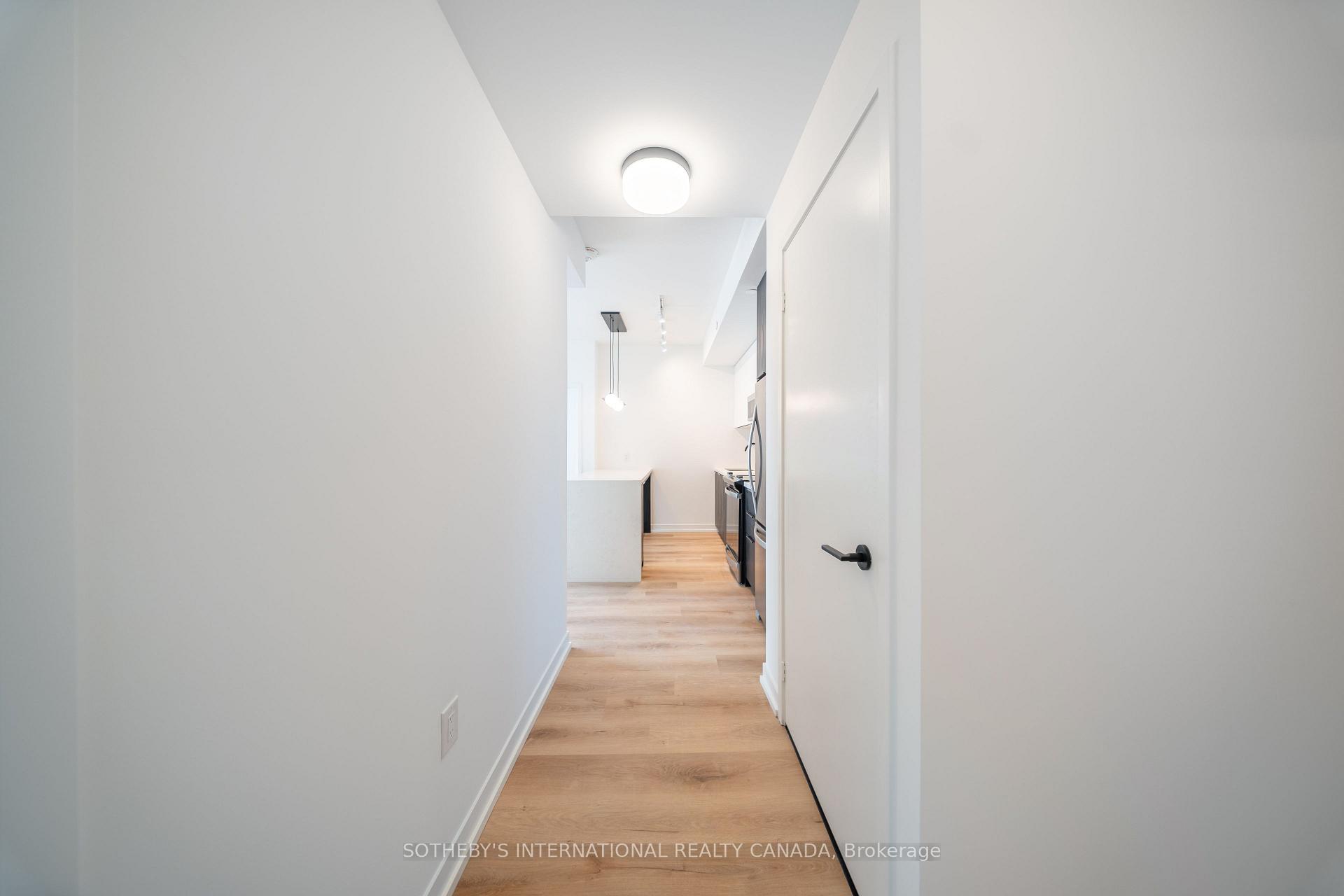 5 York Garden Way 1711, Toronto Unit: 1711