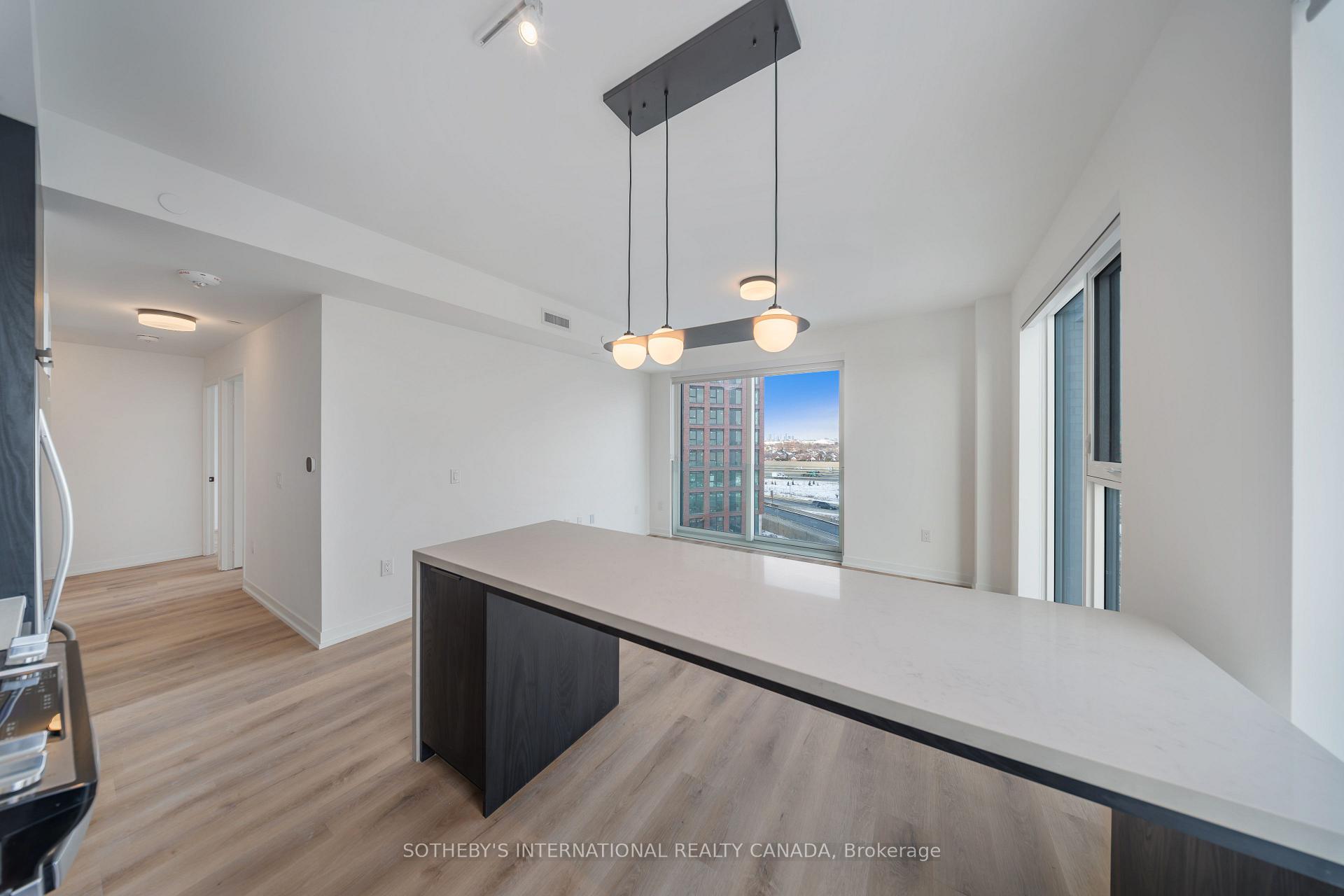 5 York Garden Way 402, Toronto Unit: 402
