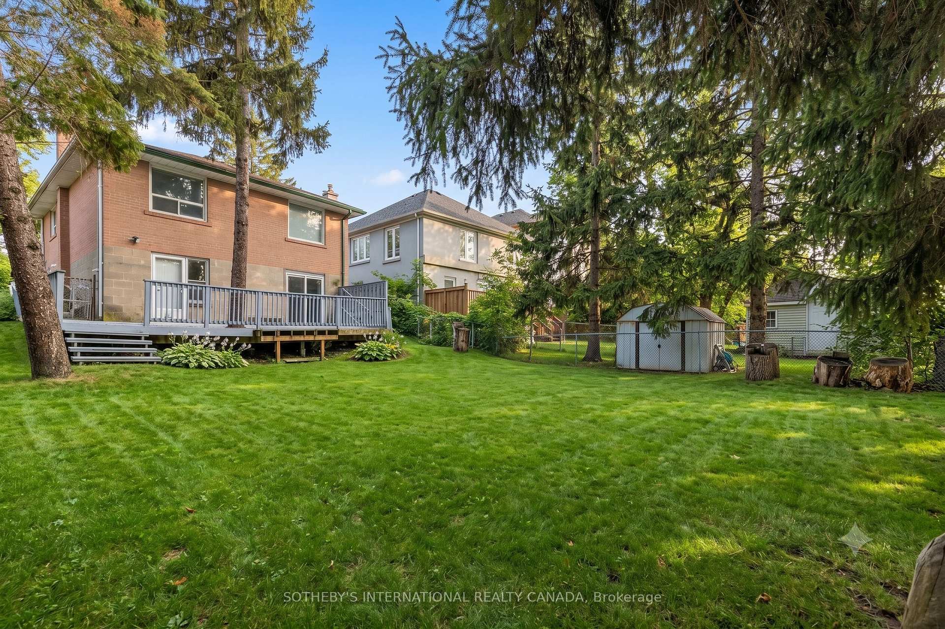 957 Beechwood Avenue upper