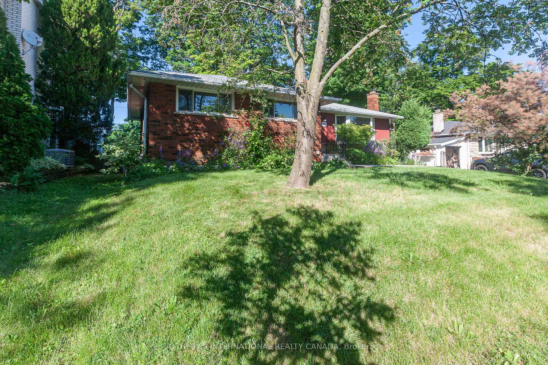 1461 Moss Glen Road