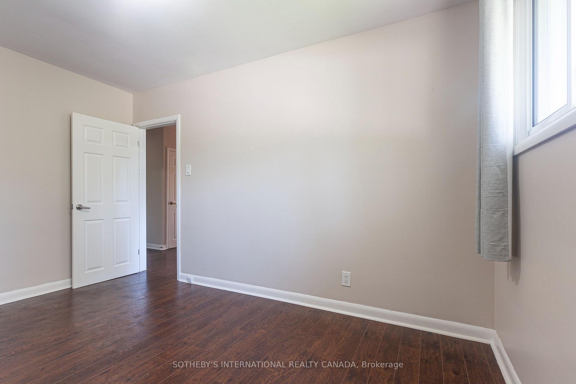 1461 Moss Glen Road