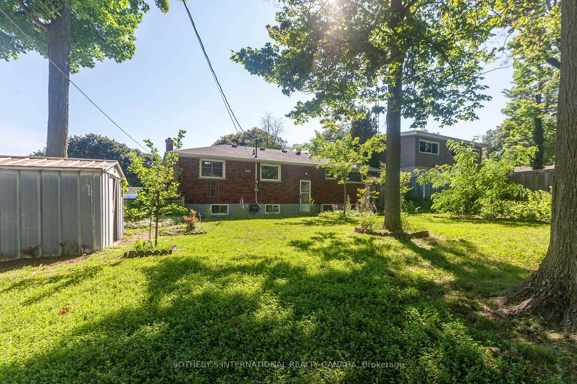 1461 Moss Glen Road
