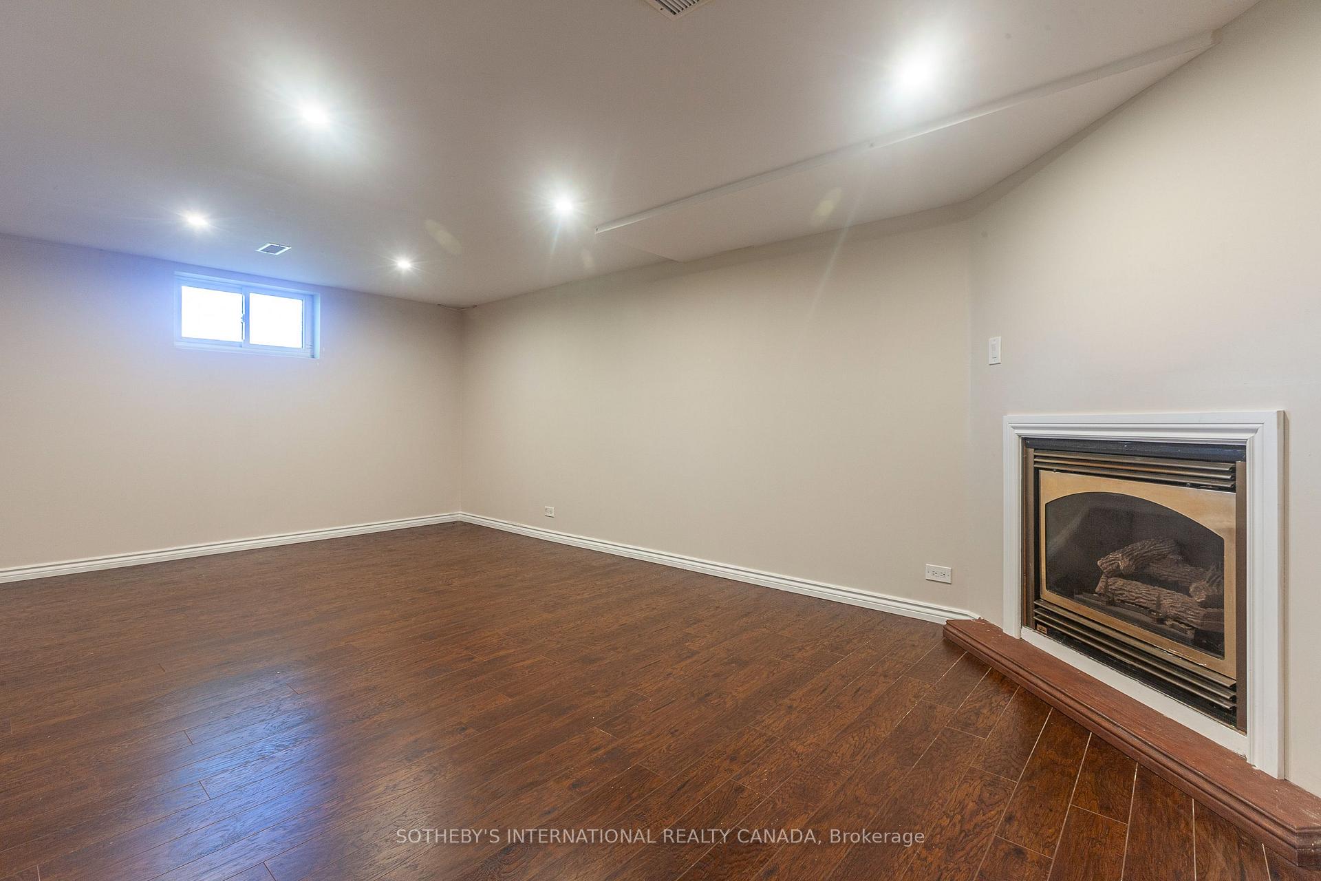 1461 Moss Glen Road
