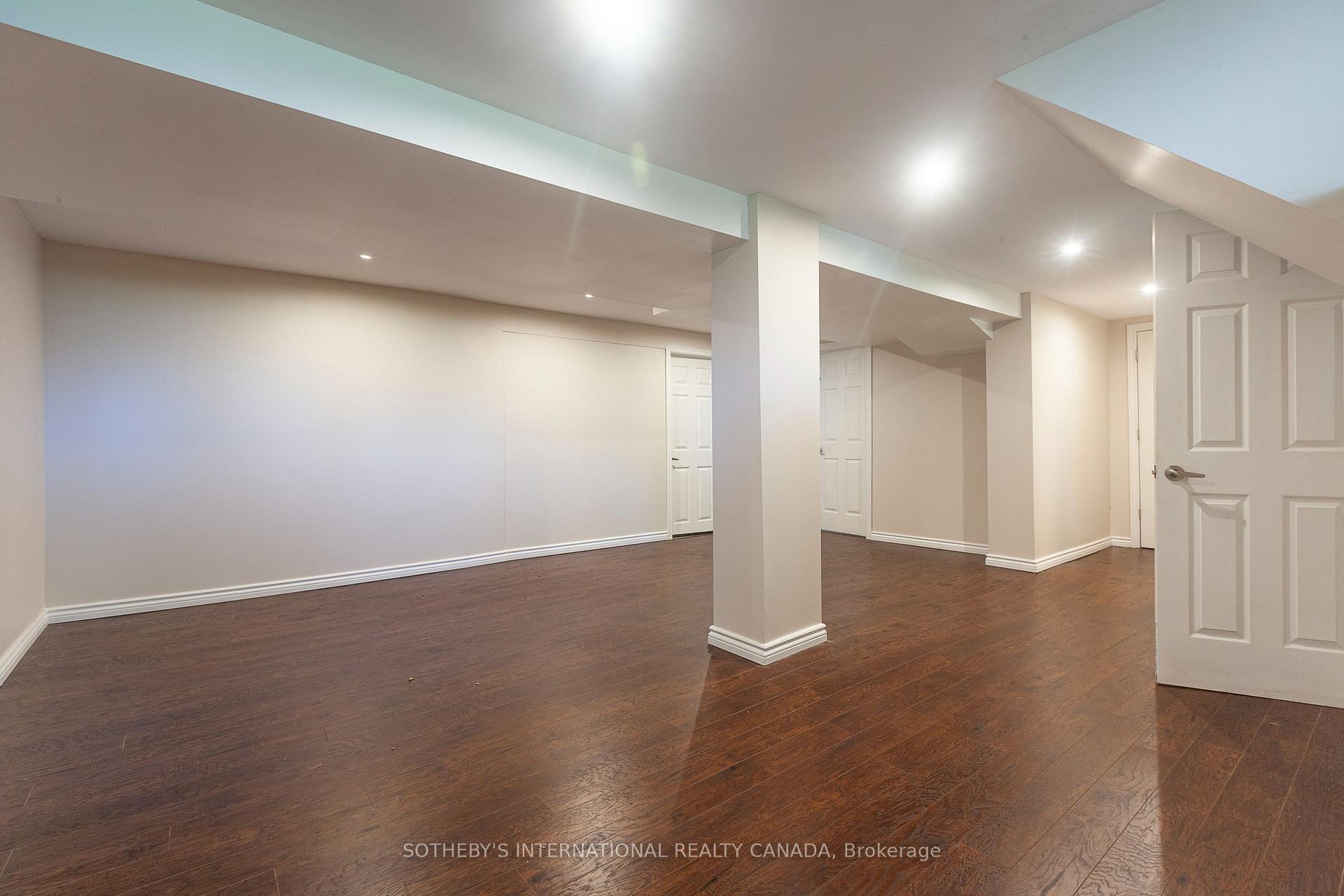1461 Moss Glen Road