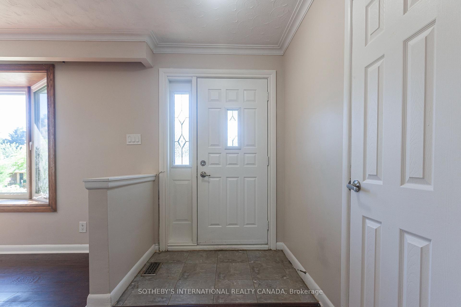 1461 Moss Glen Road