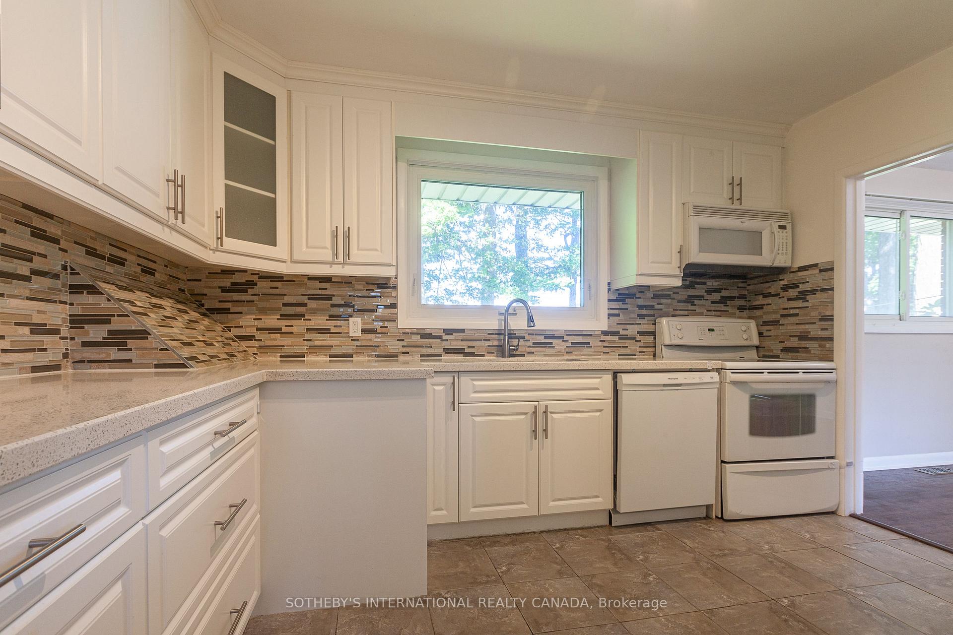 1461 Moss Glen Road